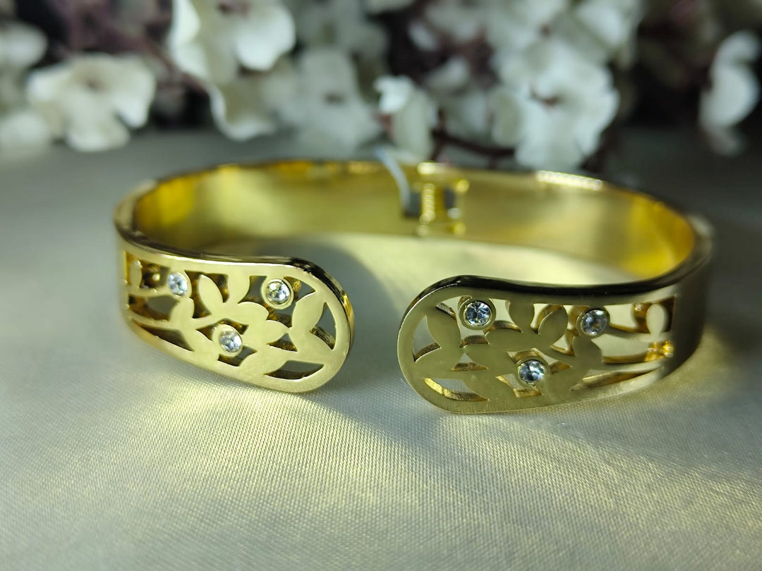 The Meadow Filigree Anti-Tarnish Kadaa