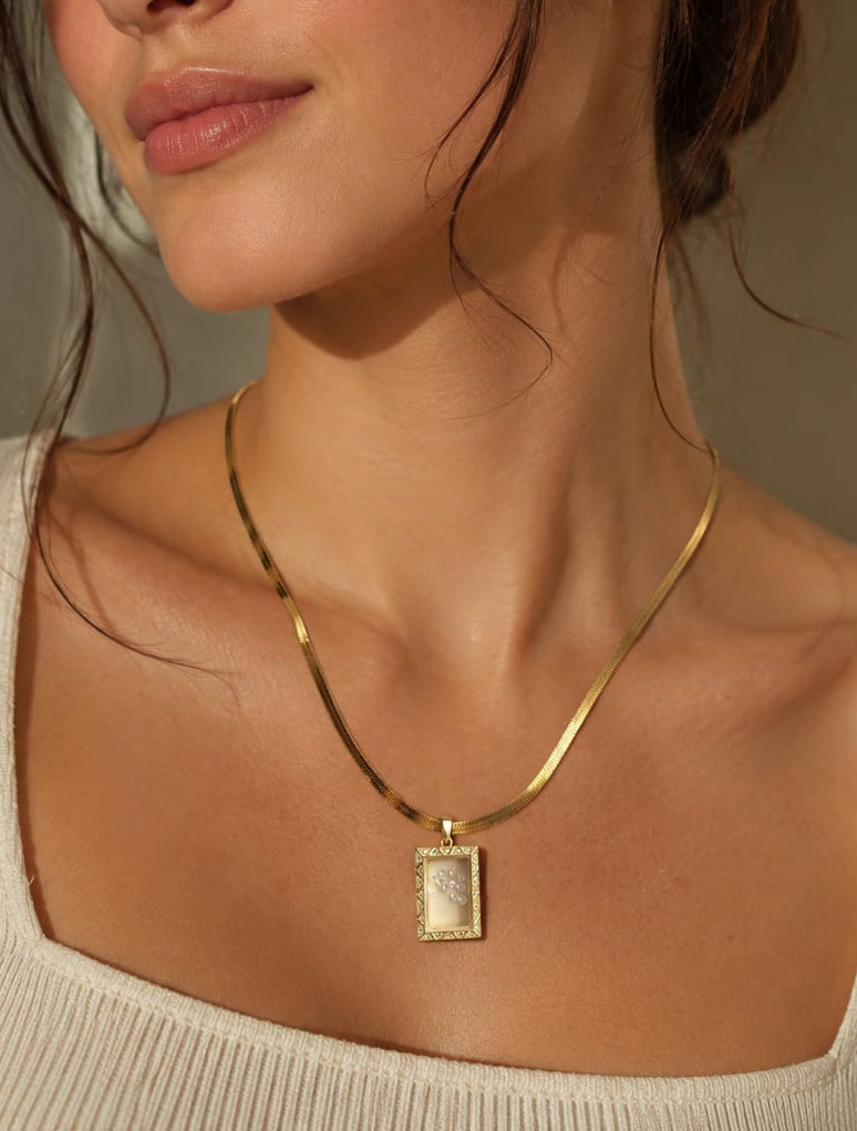 Anti-Tarnish Floating Stone Glass Pendant Necklace