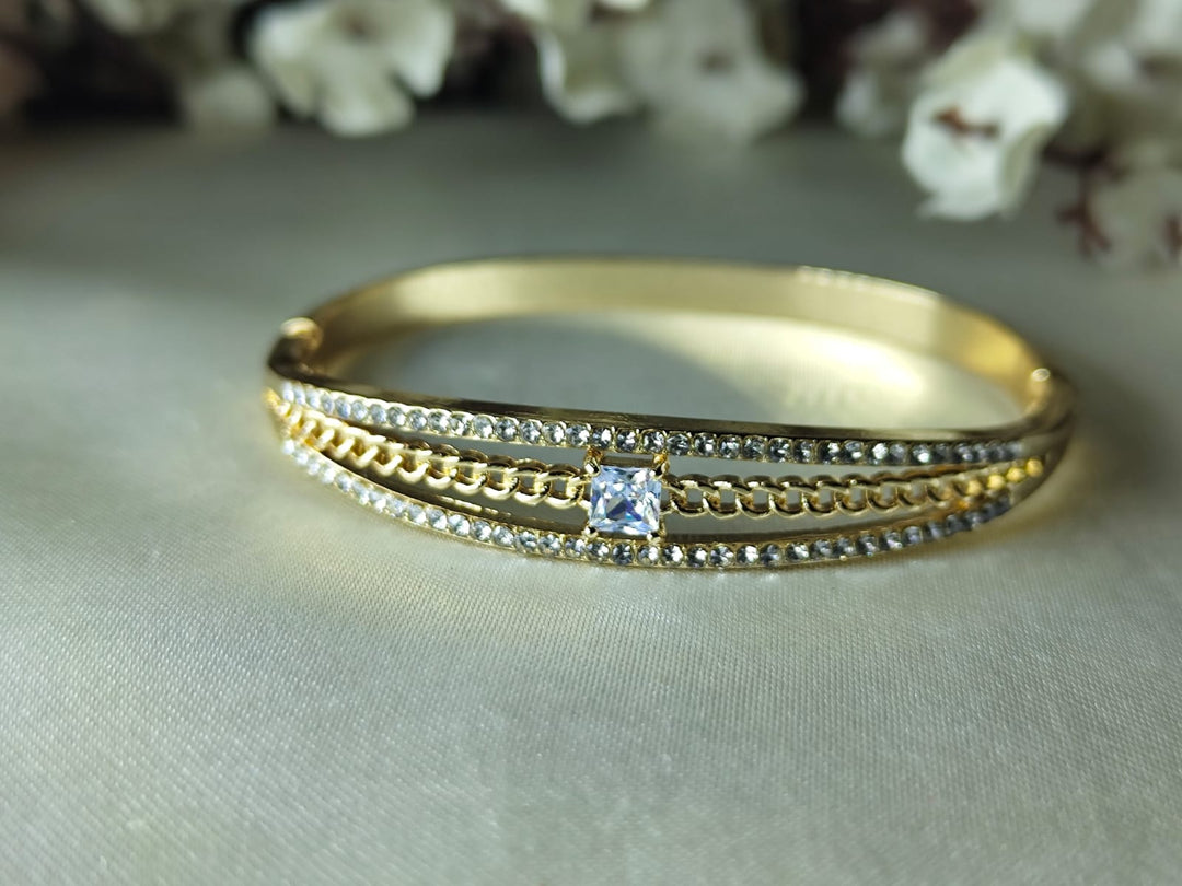 The Solitaire Empress small size Anti-Tarnish Kadaa