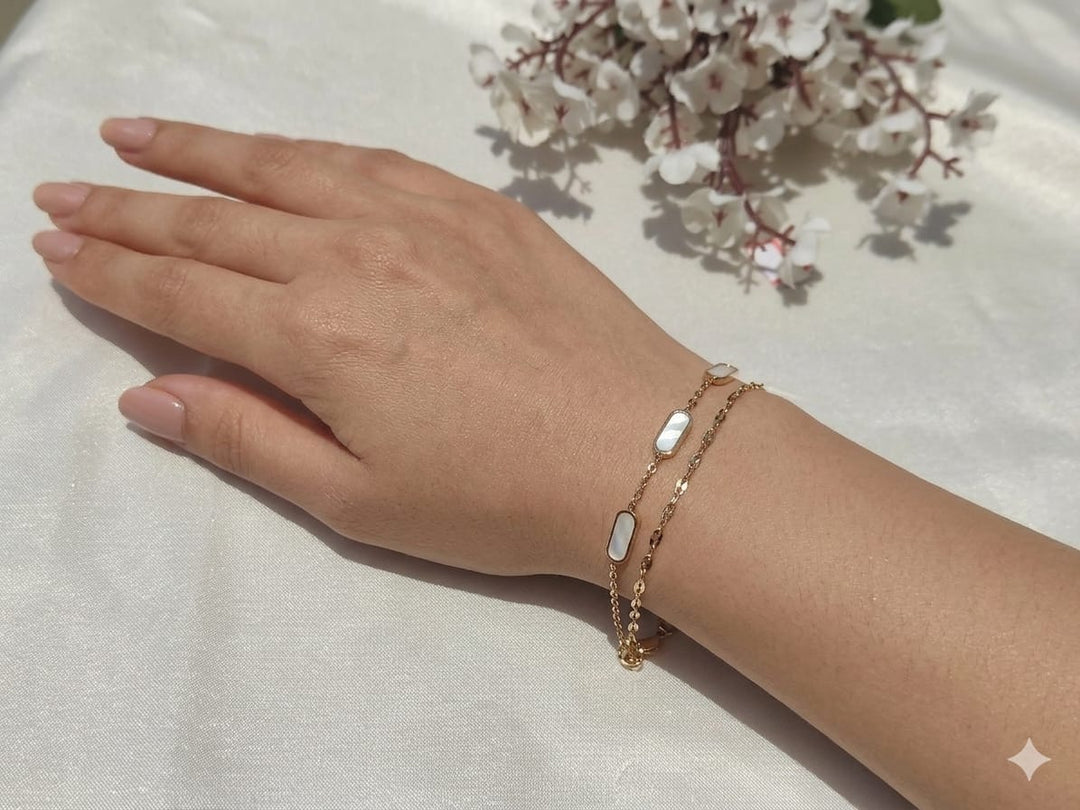 Anti-tarnish waterproof double layerd bracelet crafted with a premium gold-tone